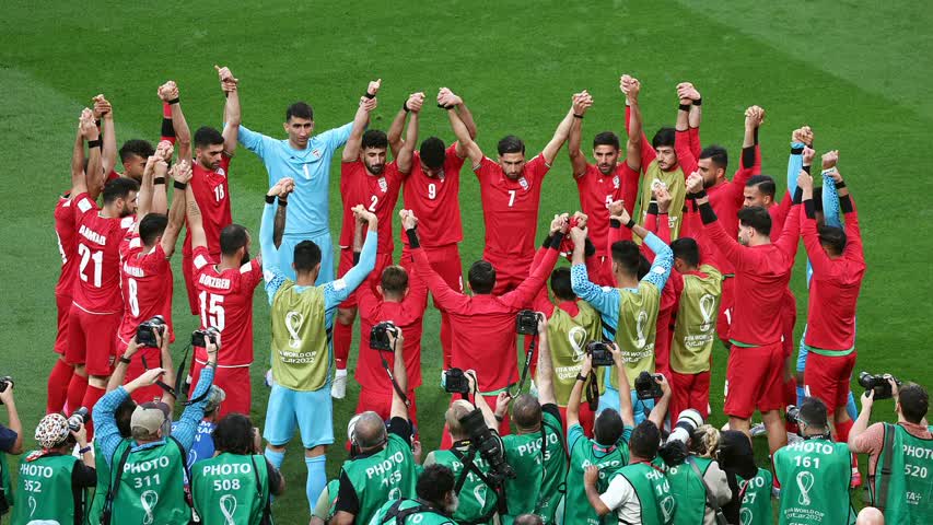Фото - Футболисты сборной Ирана отказались петь гимн перед матчем чемпионата мира